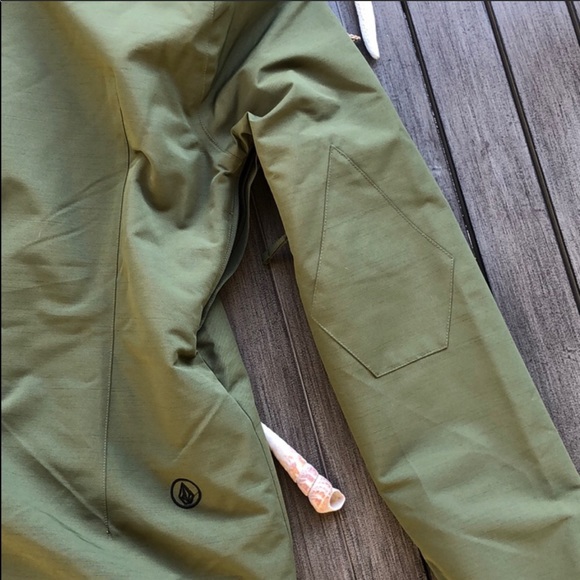 🌴🌼VOLCOM- SKI/ SNOWBOARD JACKET 🌼🌴 - Picture 16 of 16